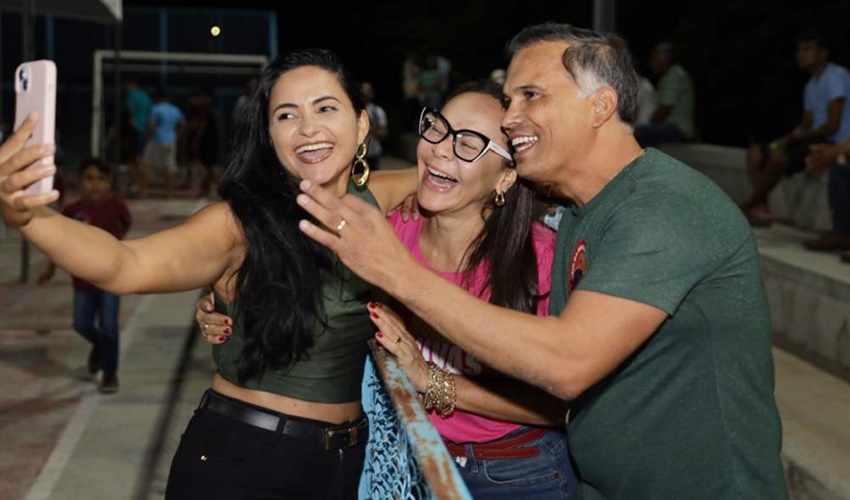 Ivoneide Caetano deixa mais de 1 milhão em ações em sua primeira visita a Paulo Afonso